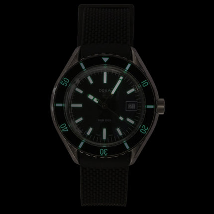 Doxa SUB 200 Sharkhunter FKM Rubber Strap Black Dial Automatic Diver's 799.10.101.20 200M Men's Watch