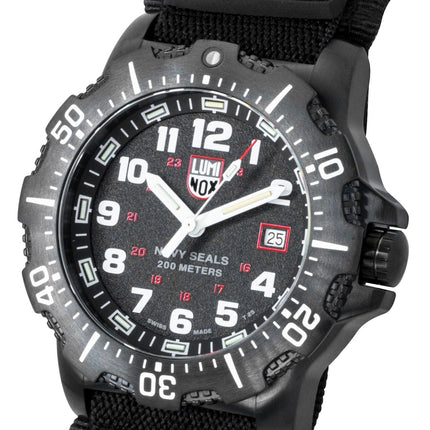 Luminox Navy Seal Rubber Strap Black Dial Quartz Diver's XS.4231.2 200M Men's Watch